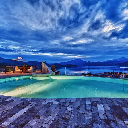 Hotell Les Terrasses De