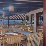 Les Terrasses De Отель