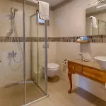 Les Terrasses De Отель Селемие