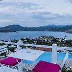 Les Terrasses De Отель